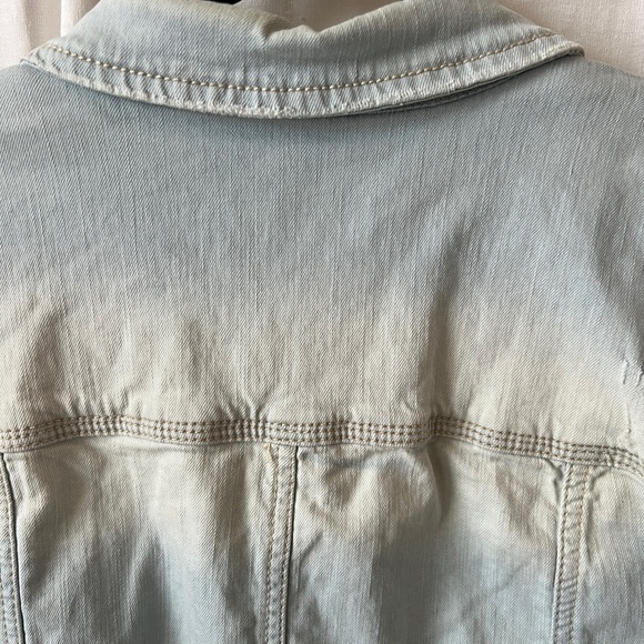 Women’s Dollhouse Denim Jacket Long Sleeve in Medium - Picture 5 of 10